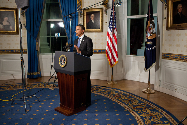 Obama%20at%20lectern%20WH.jpg